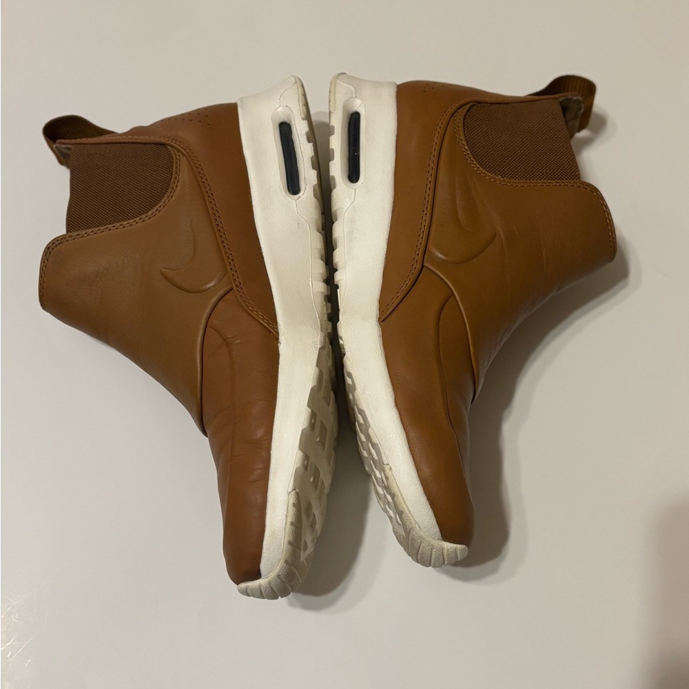 Nike Fall Booties